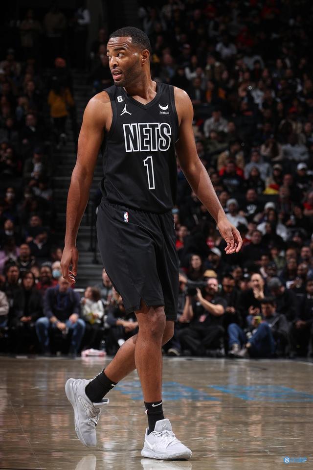 攻势如潮的 攻势如潮的